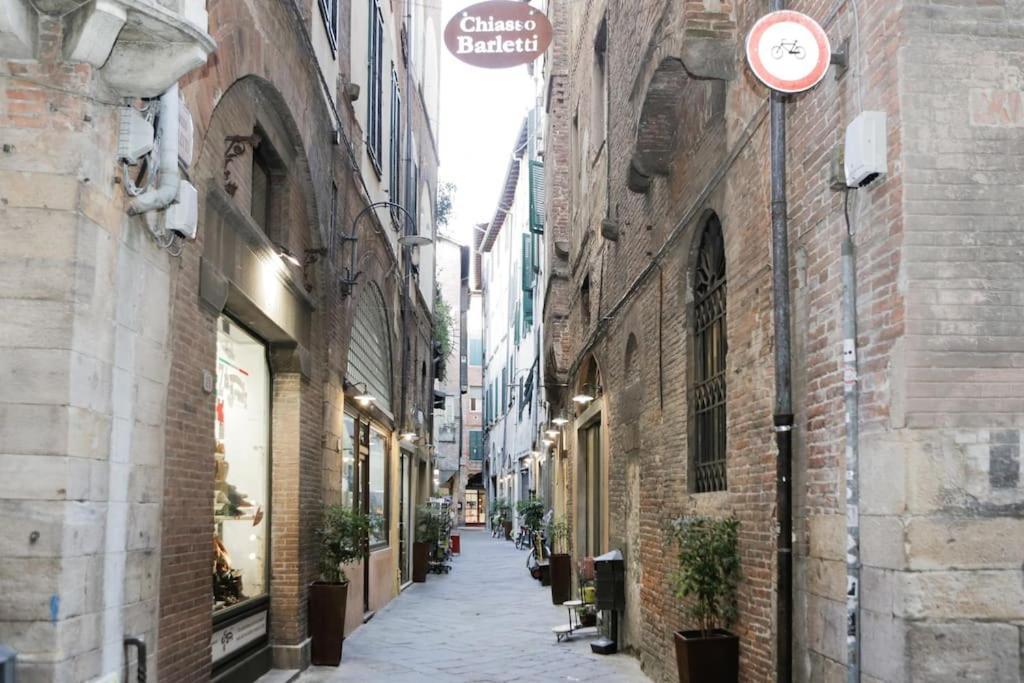 *New Attic*-Lucca Citycenter-Balcony-Netflix エクステリア 写真