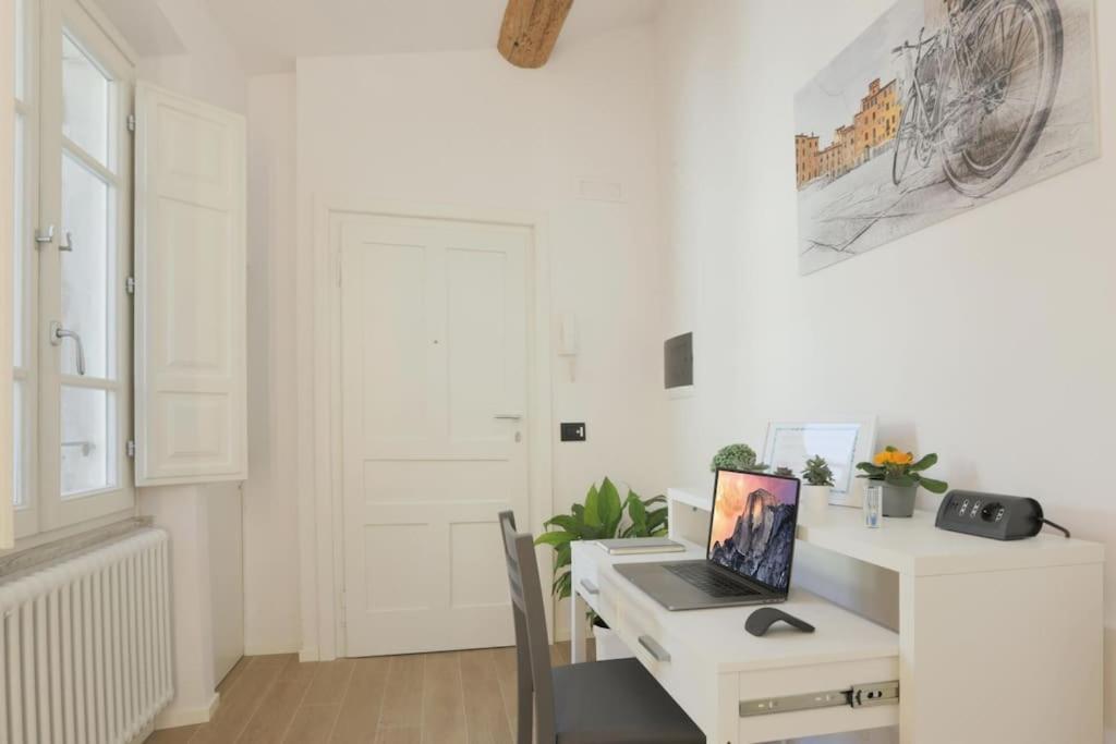 *New Attic*-Lucca Citycenter-Balcony-Netflix エクステリア 写真